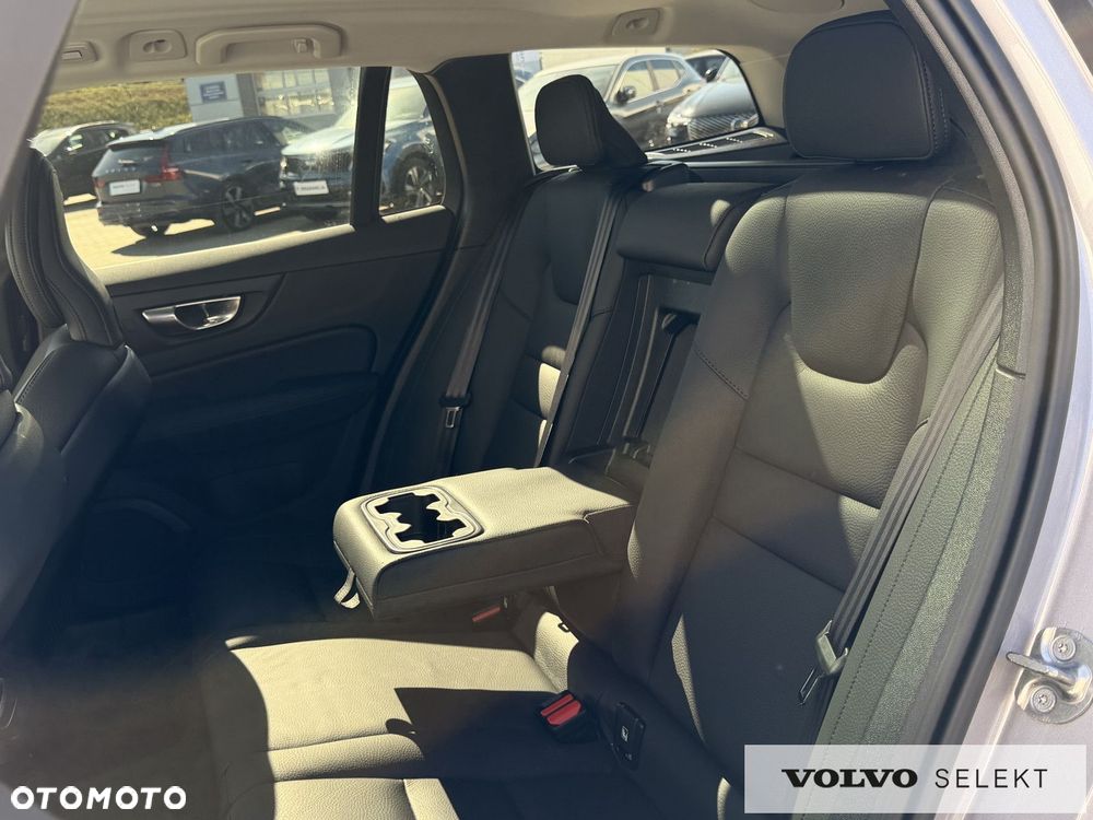 Volvo V60 - 24