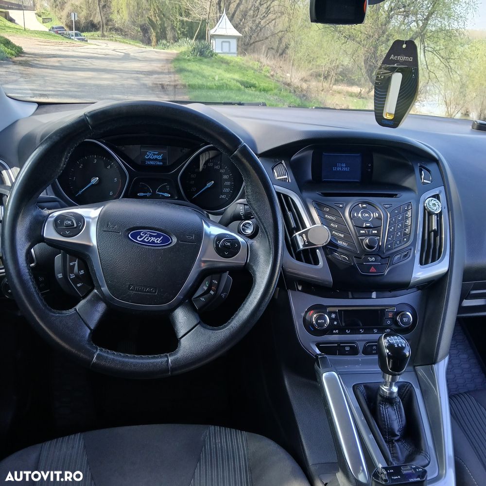 Ford Focus 1.6 TDCI DPF Titanium - 6