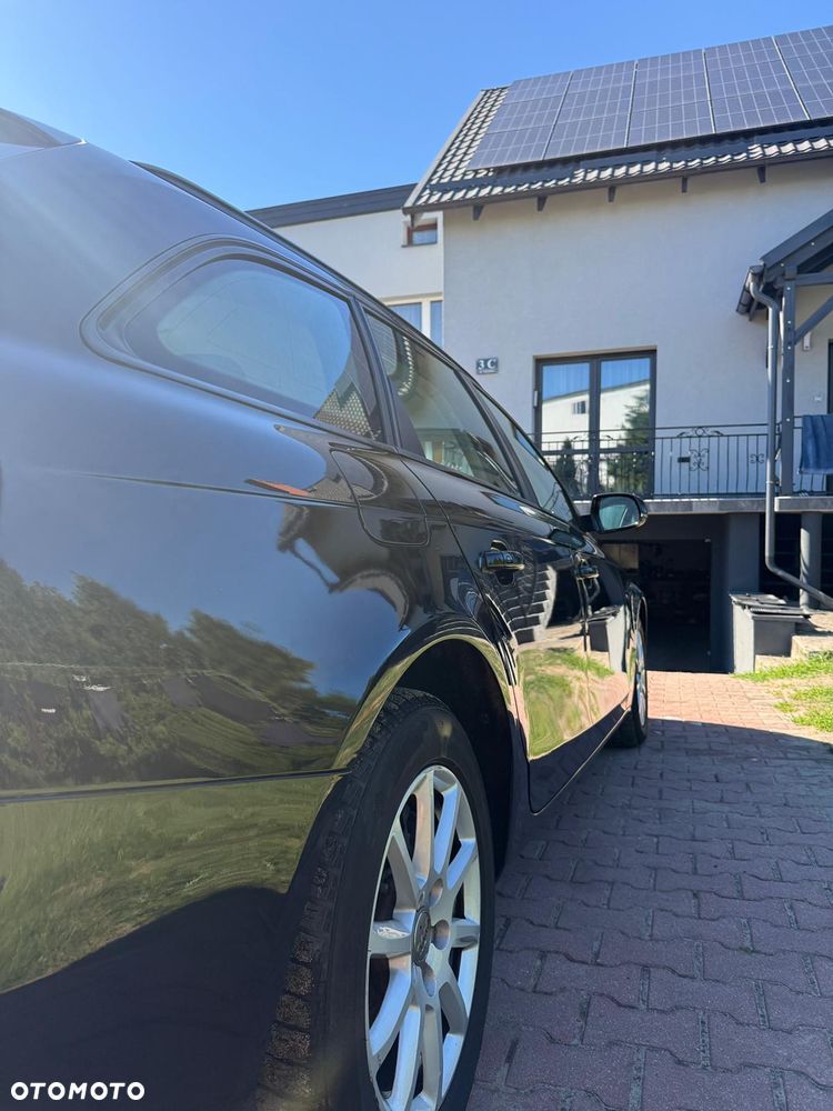Audi A4 Avant 2.0 TDI Multitronic - 5