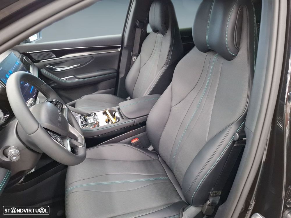 BYD Seal U 1.5 DM-i Comfort — fotografia 11