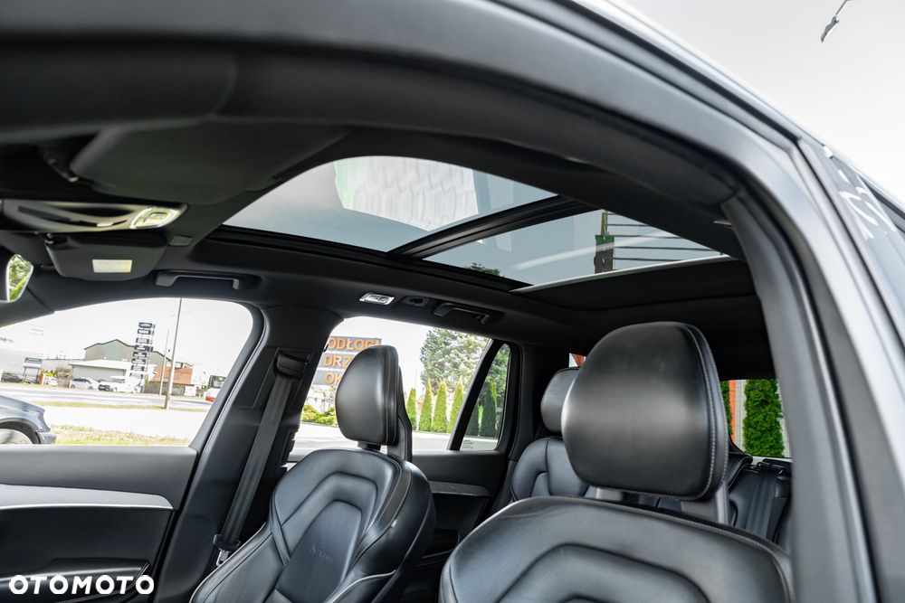 Volvo XC 90 - 40