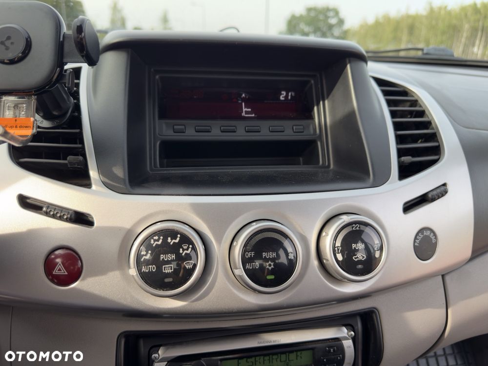 Mitsubishi L200 2.5 DID Intense - 15