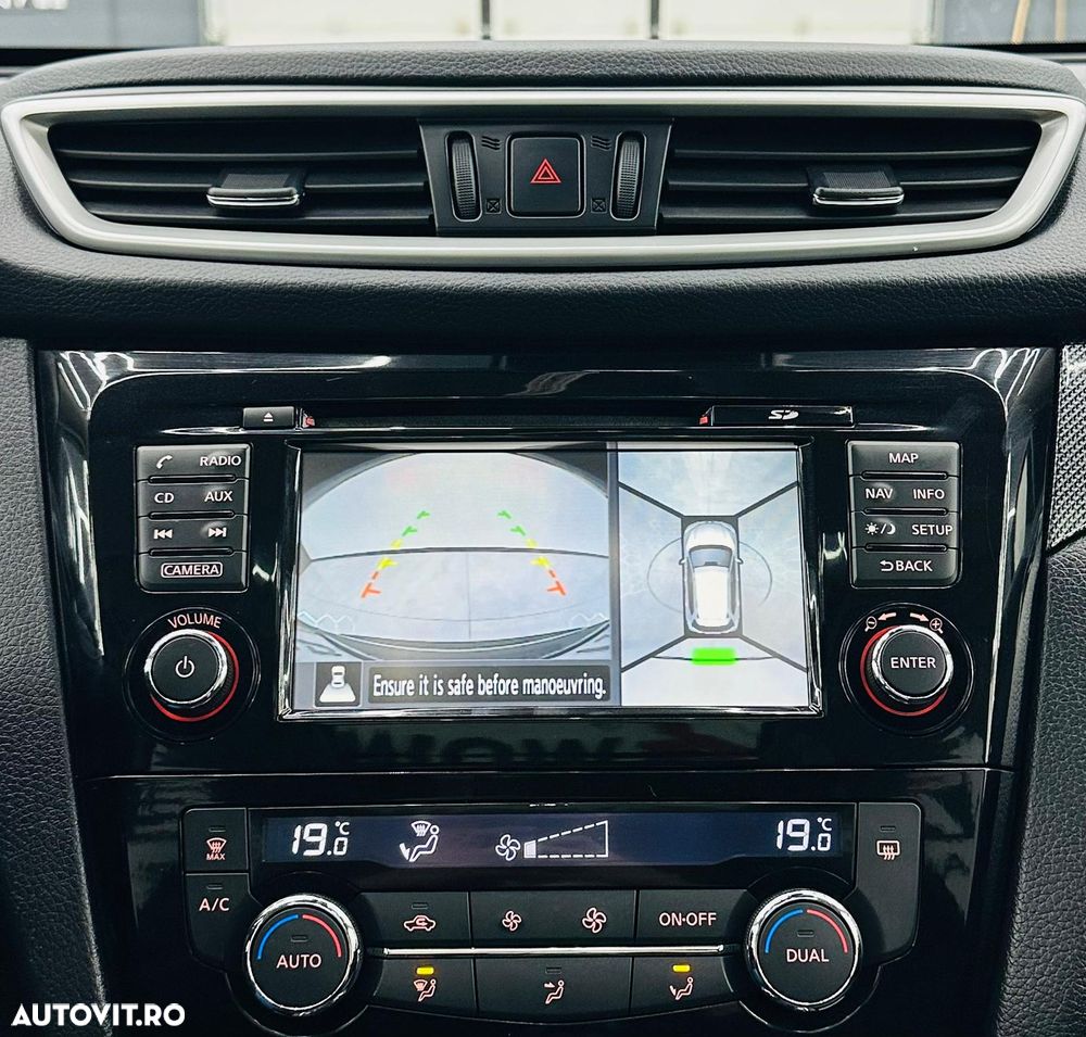 Nissan X-Trail 1.6 dCi Xtronic N-Connecta - 29