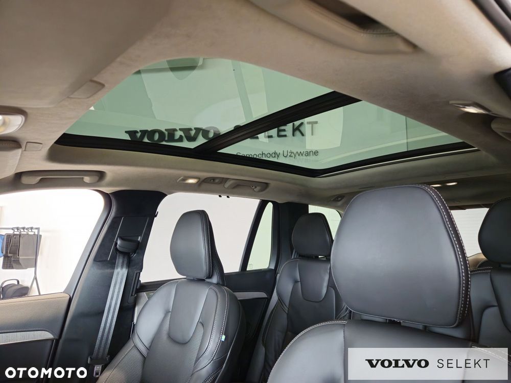 Volvo XC 90 - 16
