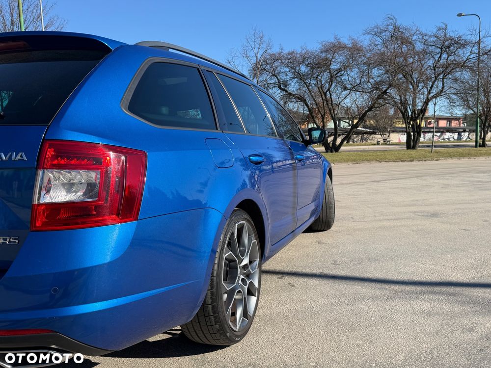 Skoda Octavia 2.0 TDI RS - 3