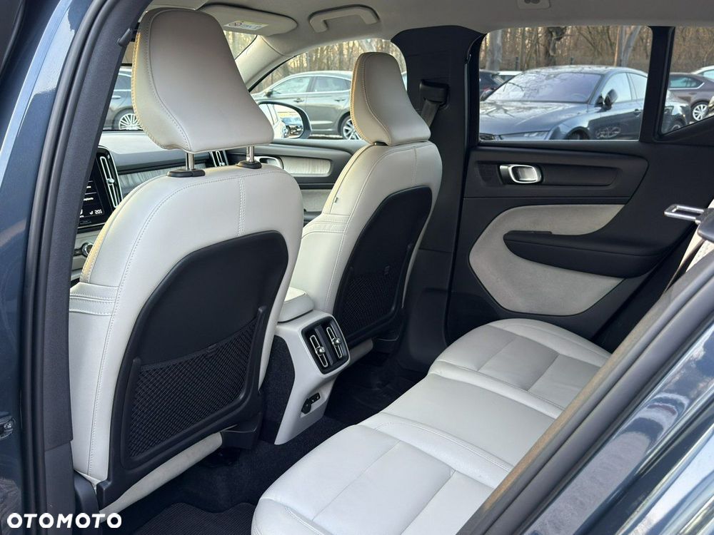 Volvo XC 40 T4 Inscription - 16