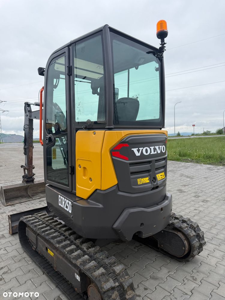 Volvo ECR25D - 3