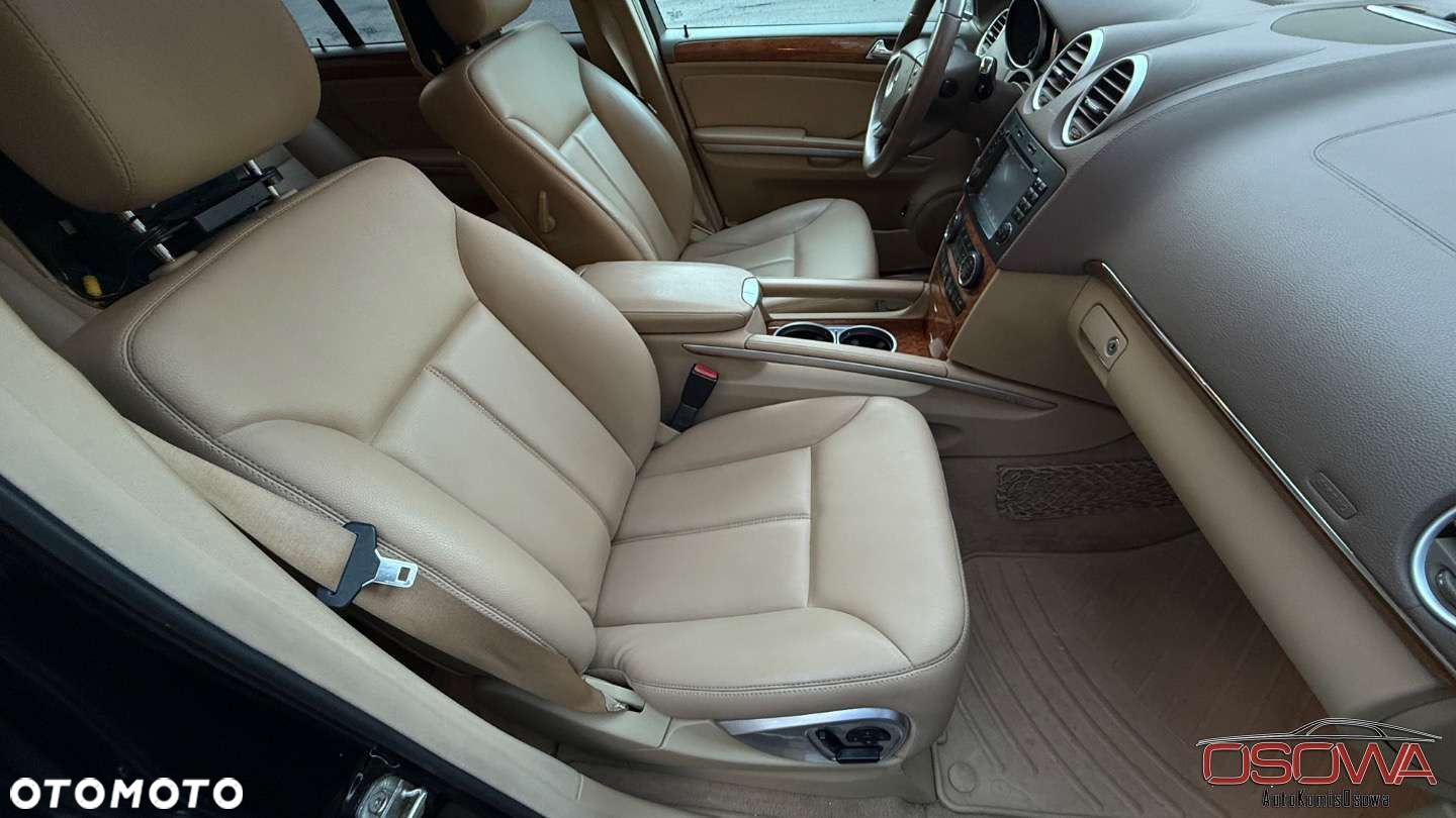Mercedes-Benz GL 450 4Matic 7G-TRONIC Grand Edition - 31