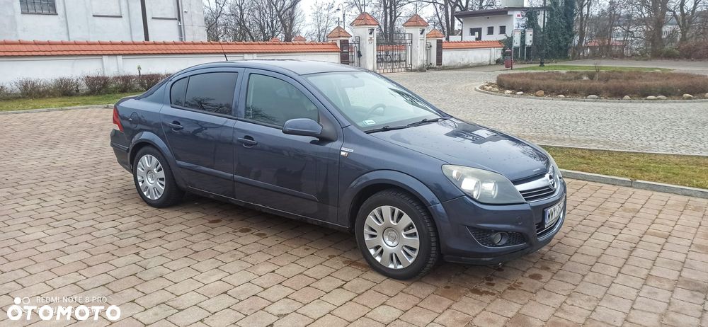 Opel Astra - 2