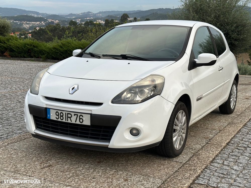 Renault Clio - 1