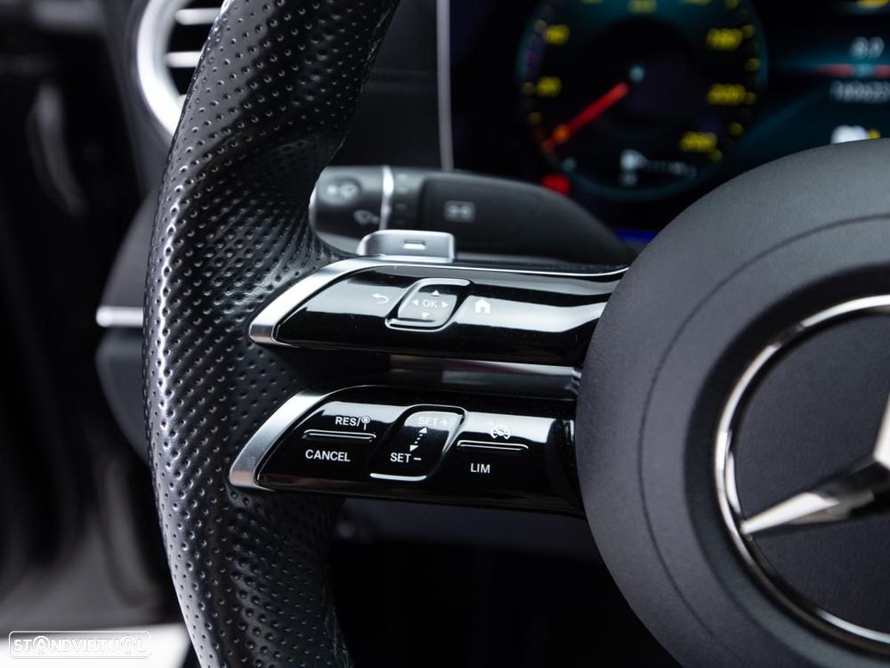 Mercedes-Benz E 300 de 4Matic 9G-TRONIC AMG Line - 20