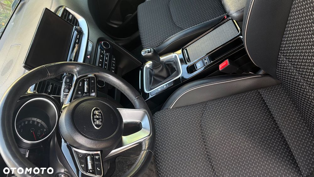 Kia Ceed 1.5 T-GDI Business Line - 4