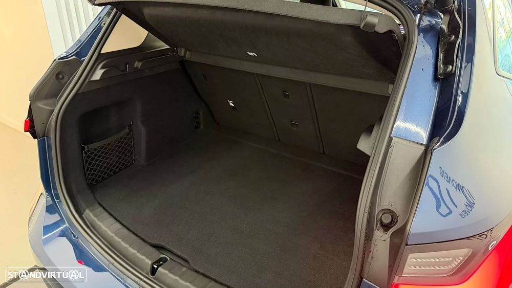 BMW 216 Active Tourer i Auto - 33