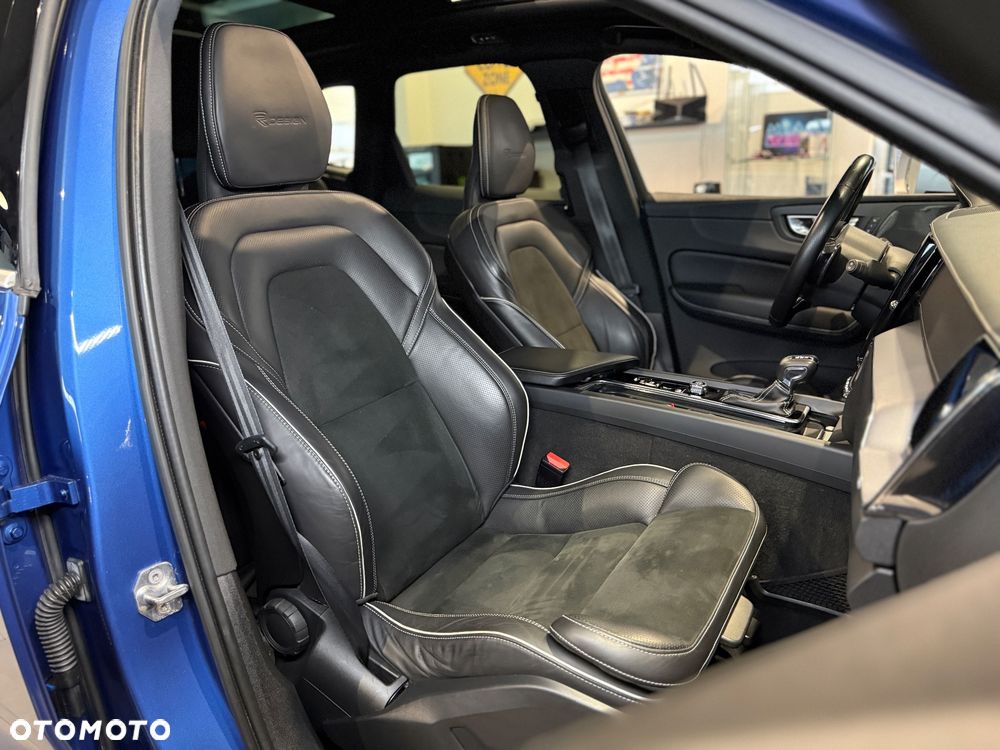 Volvo XC 60 T5 GPF AWD R-Design - 20