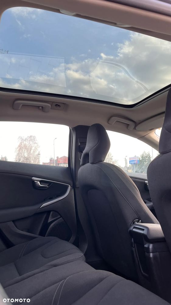 Volvo V40 D2 Base - 9