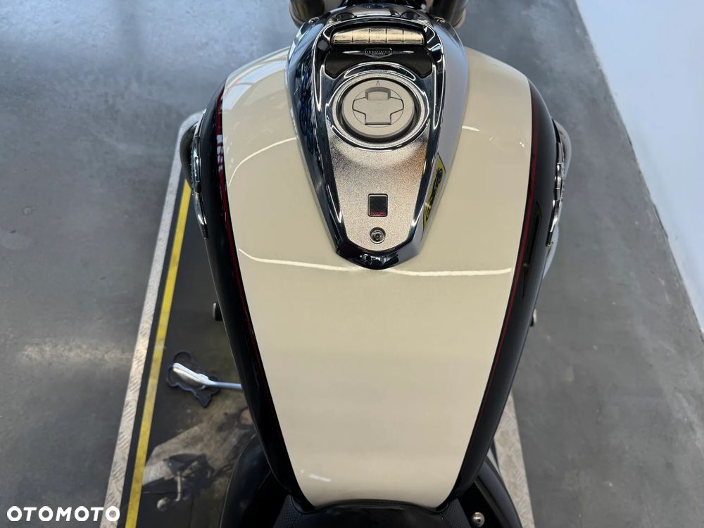 Suzuki VZ - 29