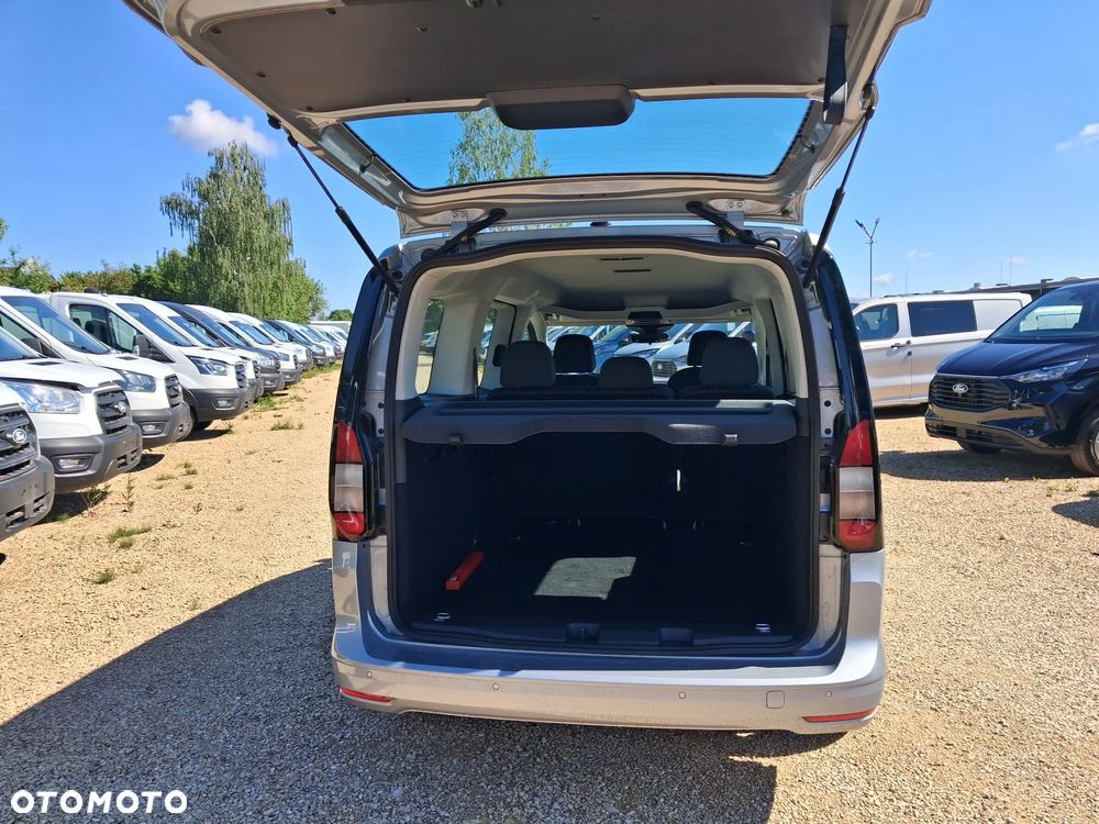 Ford Tourneo Connect Grand - 5
