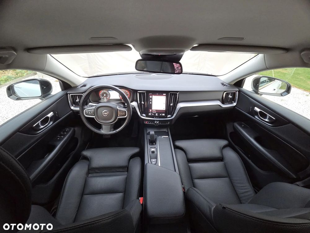 Volvo V60 B3 B Geartronic Momentum Pro - 16