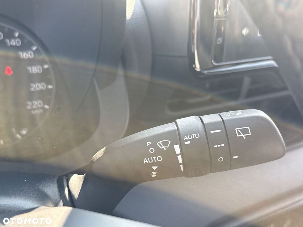 Toyota Yaris Hybrid 1.5 Comfort - 17