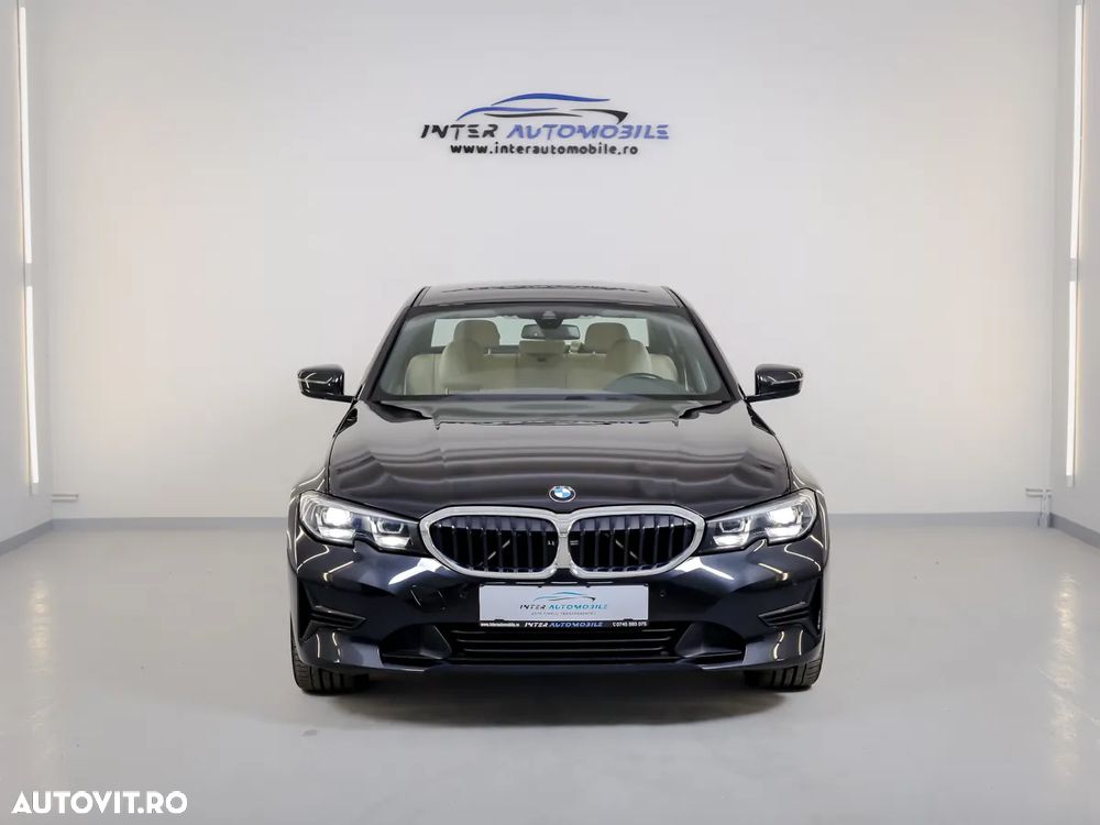 BMW Seria 3 330e Aut. Luxury Line - 3