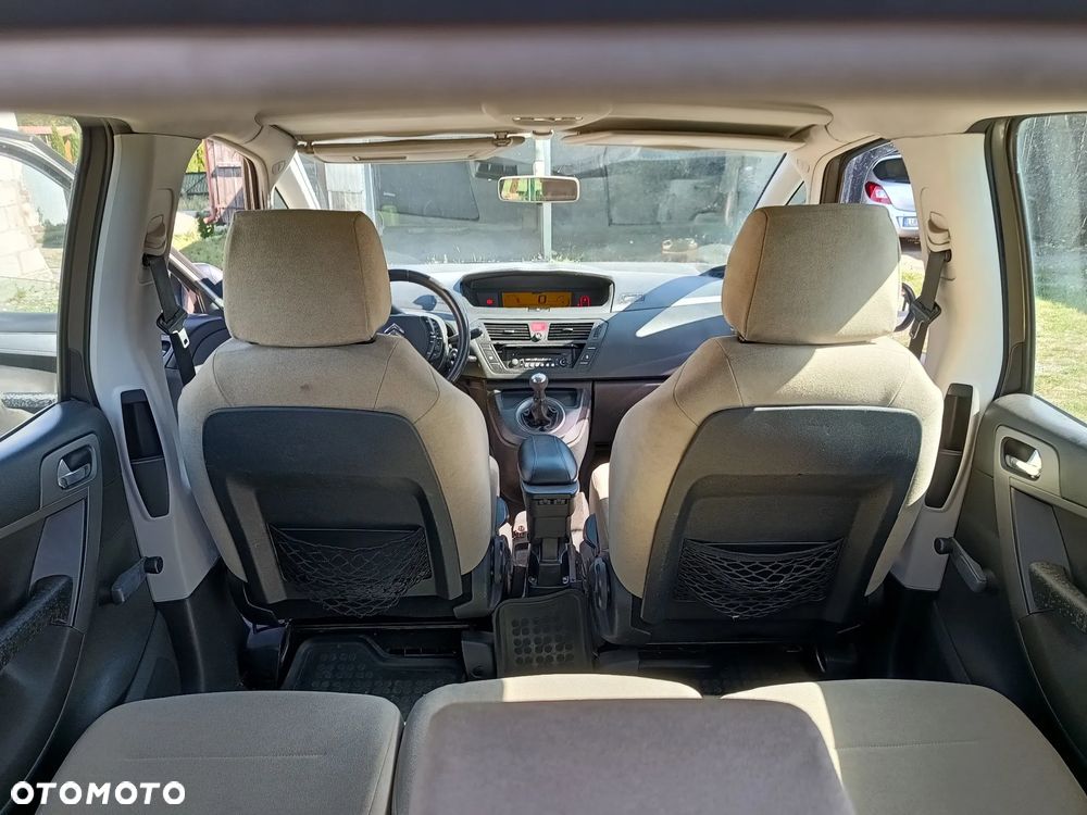 Citroën C4 Picasso - 6