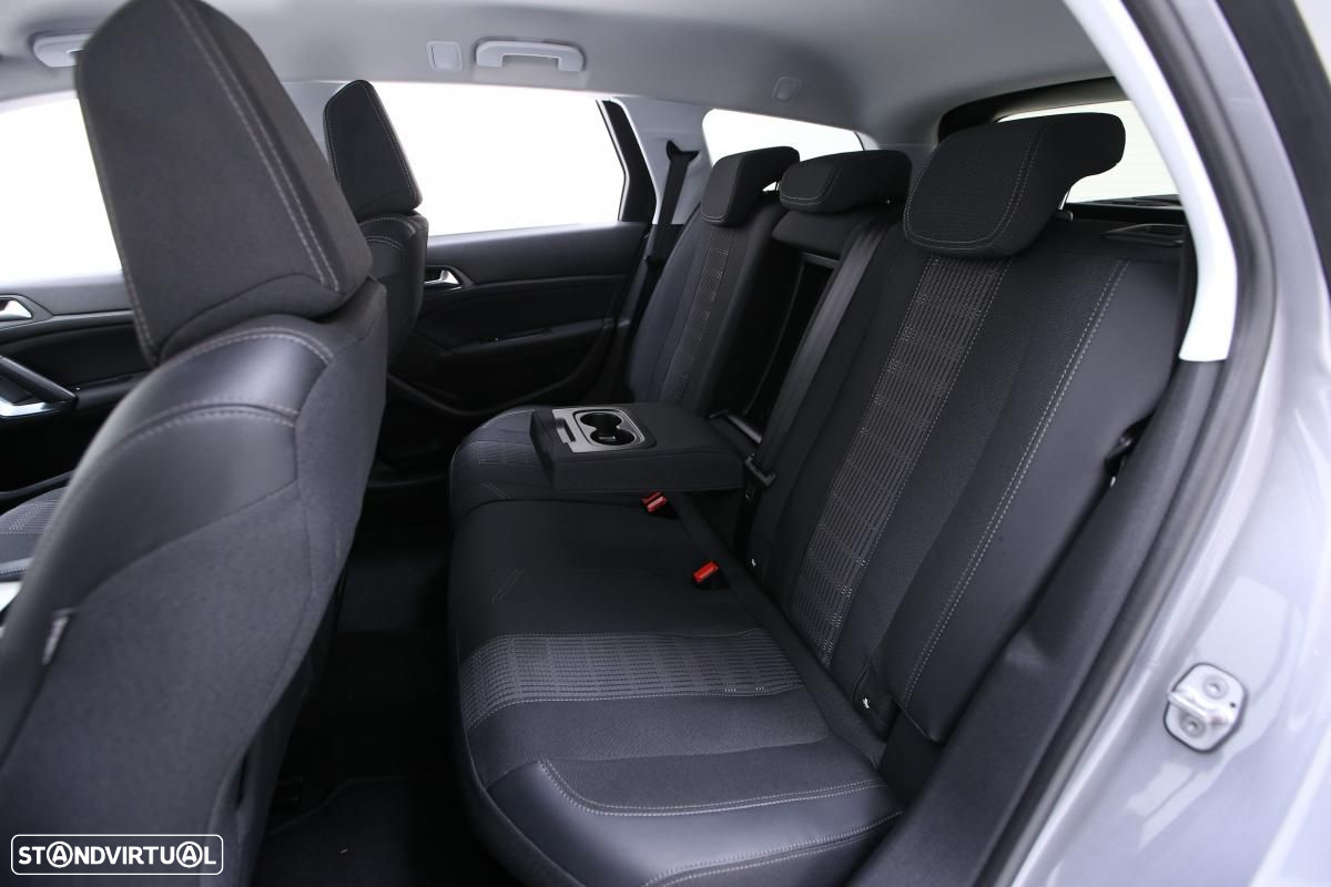 Peugeot 308 SW 1.2 PureTech Allure - 11