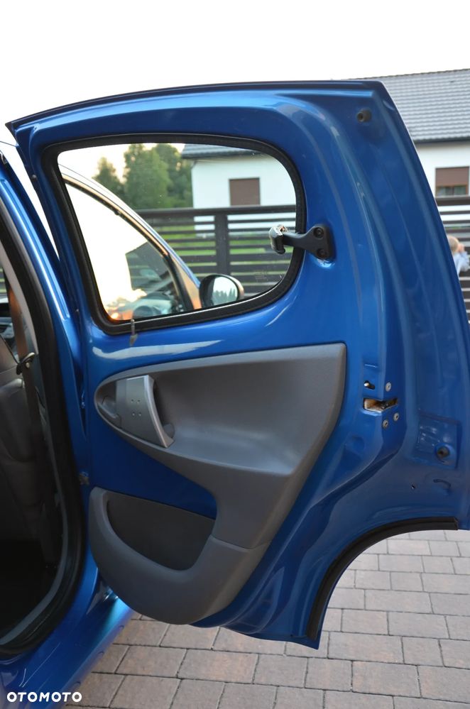 Citroën C1 1.0i Desire - 14