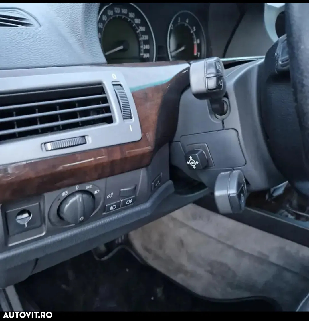 BMW Seria 7 - 8