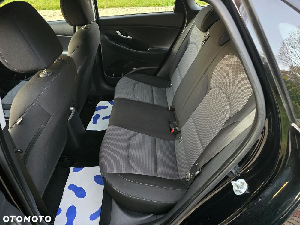 Hyundai i30 1.4 Passion - 22