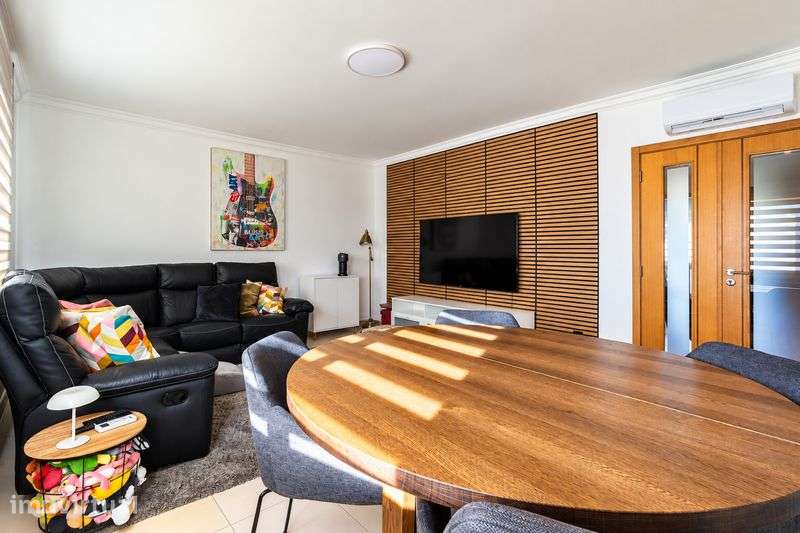 Apartamento - T4 Duplex com terraço e churrasqueira, garagem – Moita. - Grande imagem: 5/6