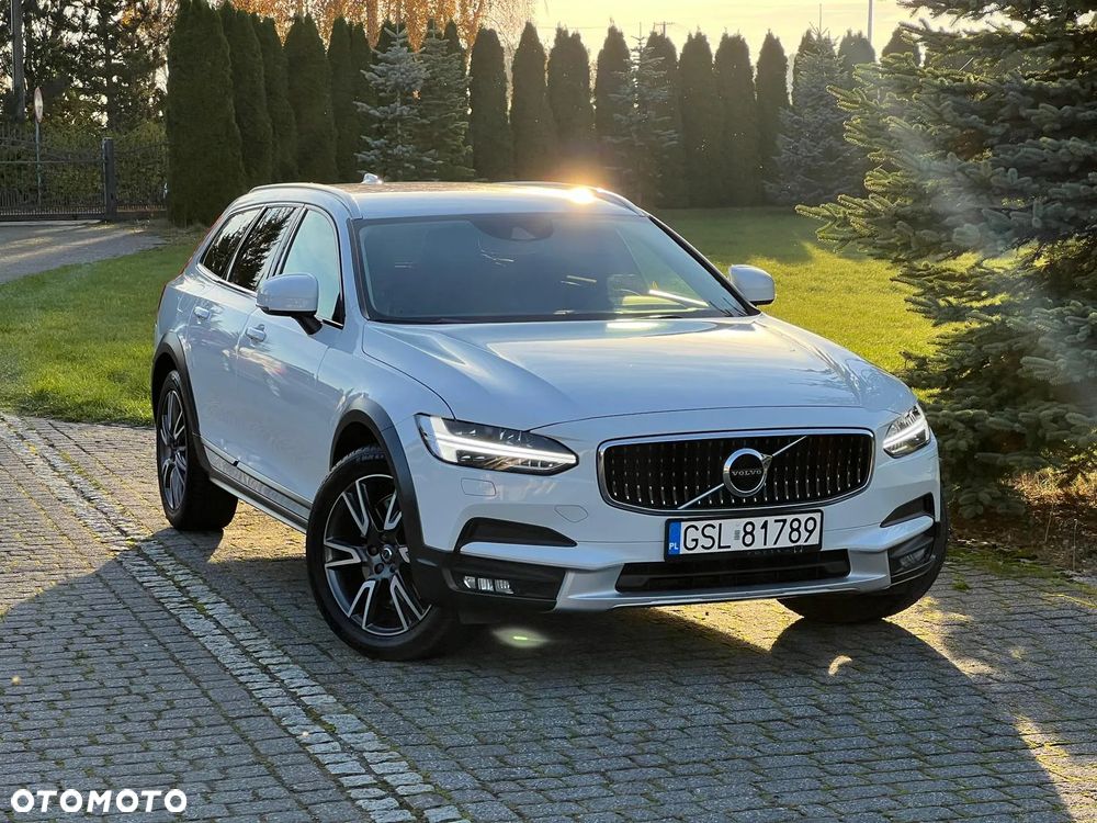 Volvo V90 Cross Country D5 AWD Pro - 7