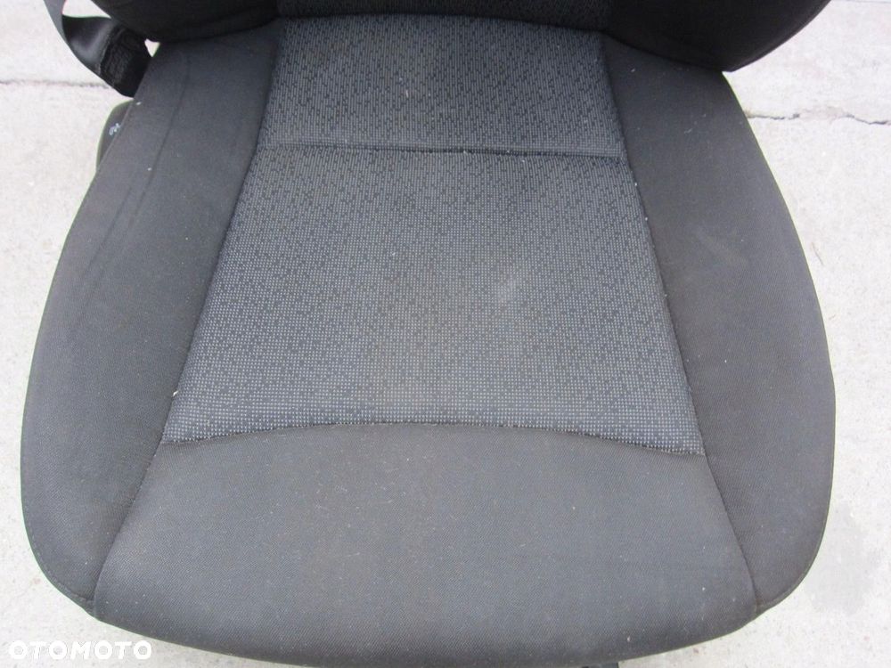 BMW E90 E91 SERIA 3 2005-2010 FOTEL PRAWY PASAŻERA MATERIAŁ TAPICERKA - 2