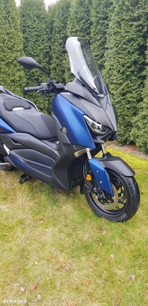 Yamaha X-max - 10