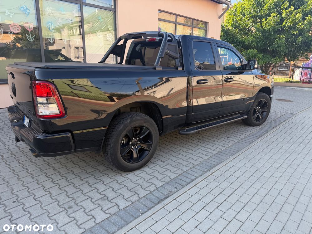 RAM 1500 Crew Cab Shortbed Bighorn - 7
