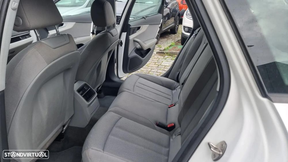 Audi A4 Avant - 8