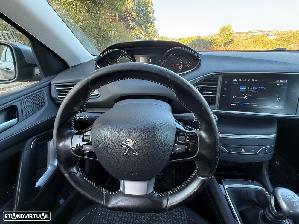 Peugeot 308 SW 1.5 BlueHDi Business Line - 14