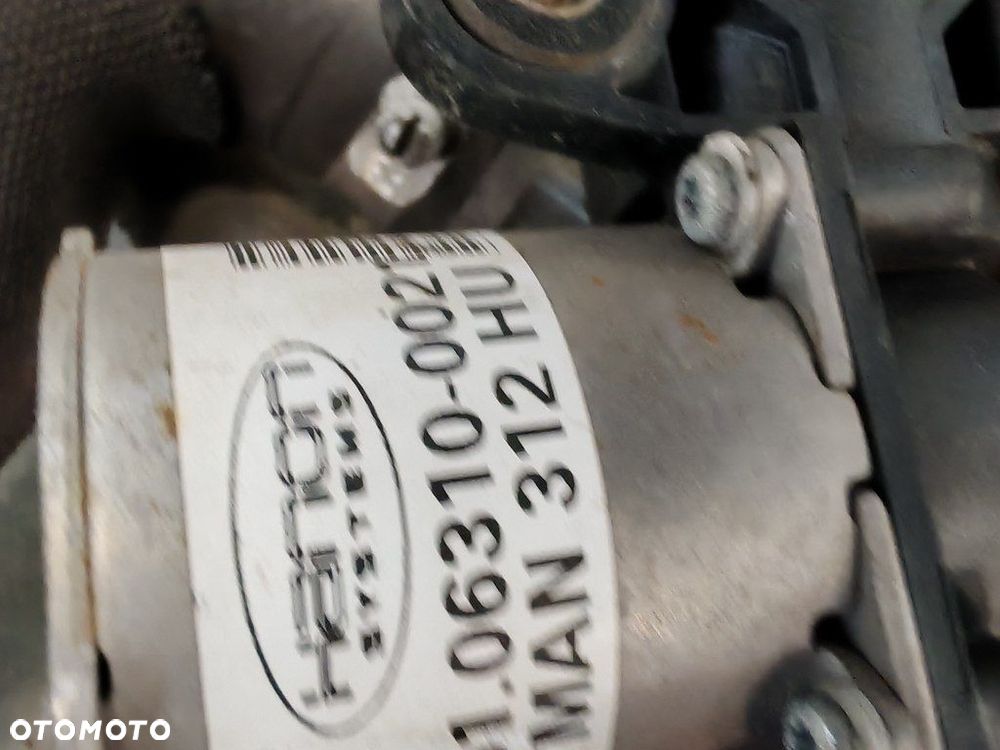 OBUDOWA POMPY WODY MAN TGX TGM 51063303059 D2676 EURO6 - 3