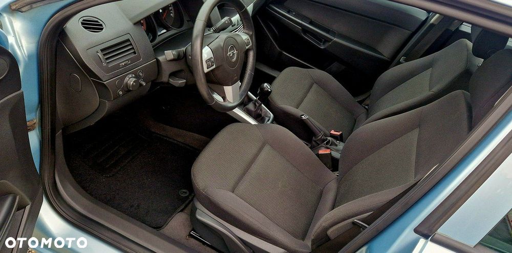 Opel Astra - 9