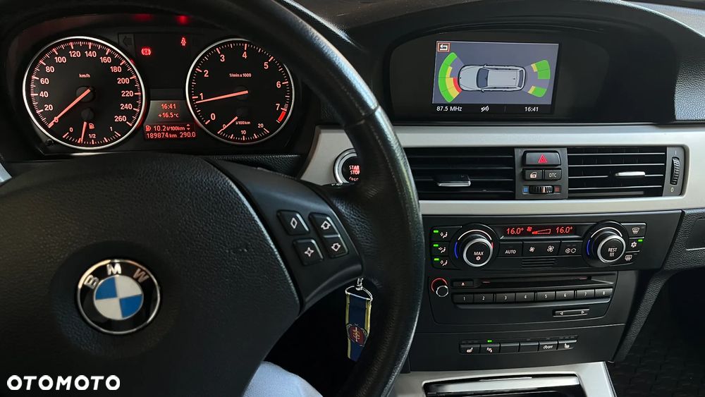 BMW Seria 3 320i - 2