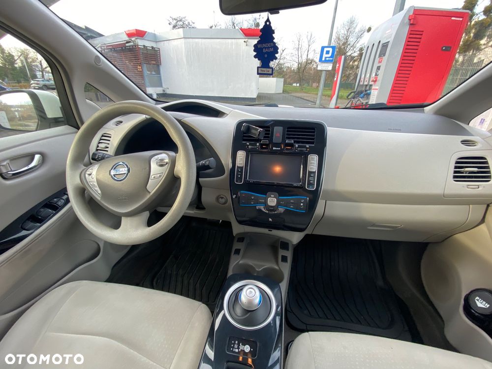 Nissan Leaf Standard - 36