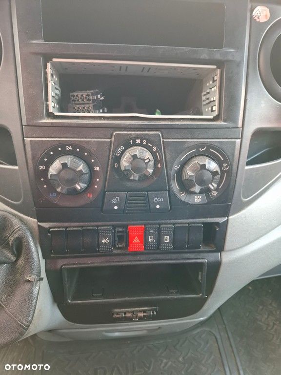 Iveco DAILY35S14 - 17