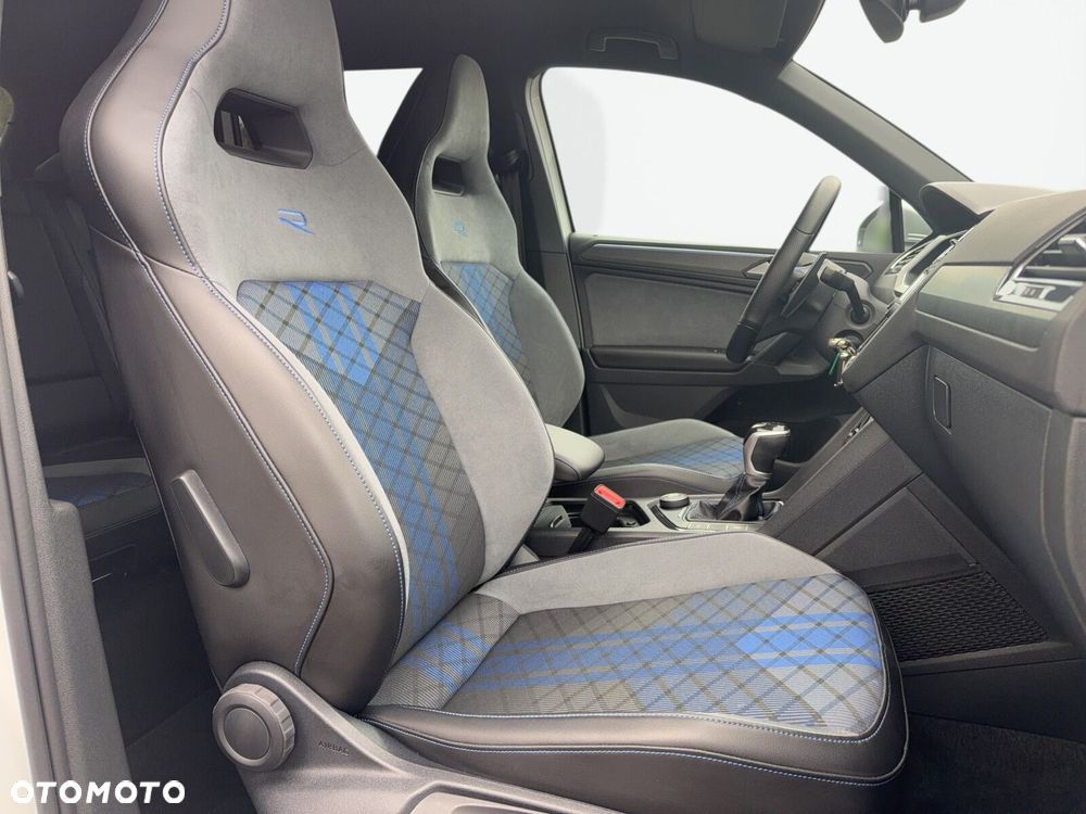 Volkswagen Tiguan - 20
