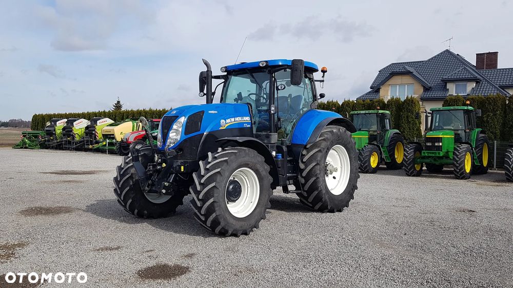 New Holland T7.200 AC 2013R - 26
