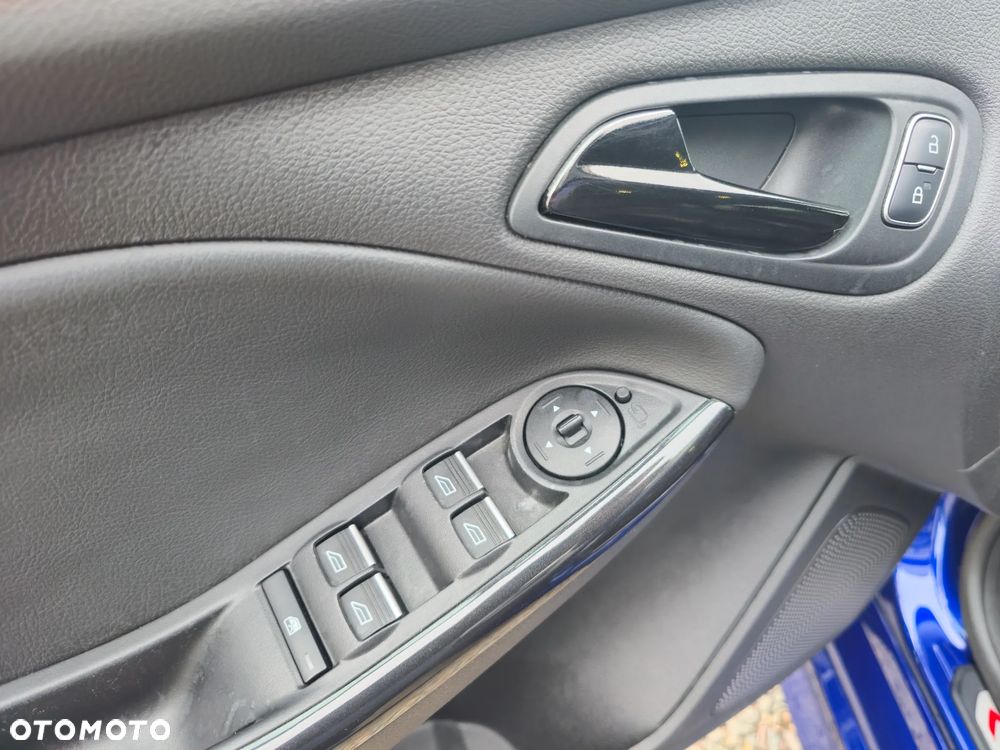 Ford Focus 2.0 EcoBoost ST mit Leder-Exclusiv-Paket - 11