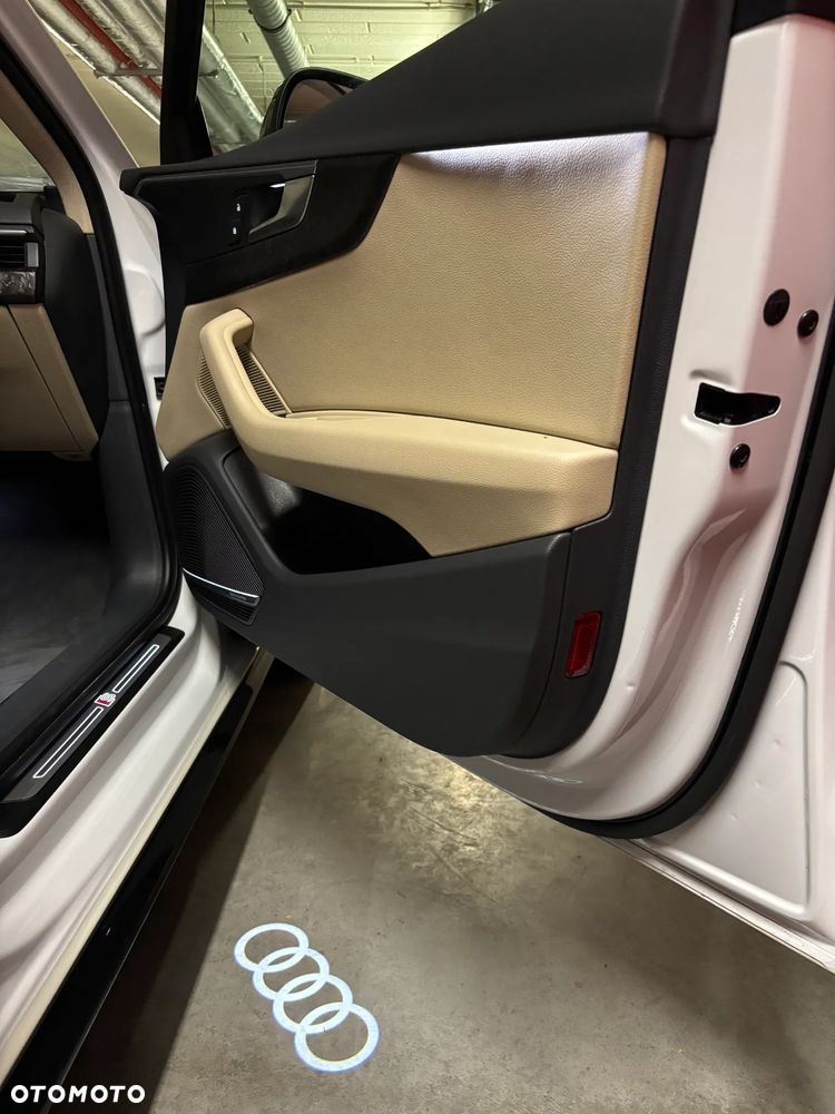 Audi A4 Limousine - 19