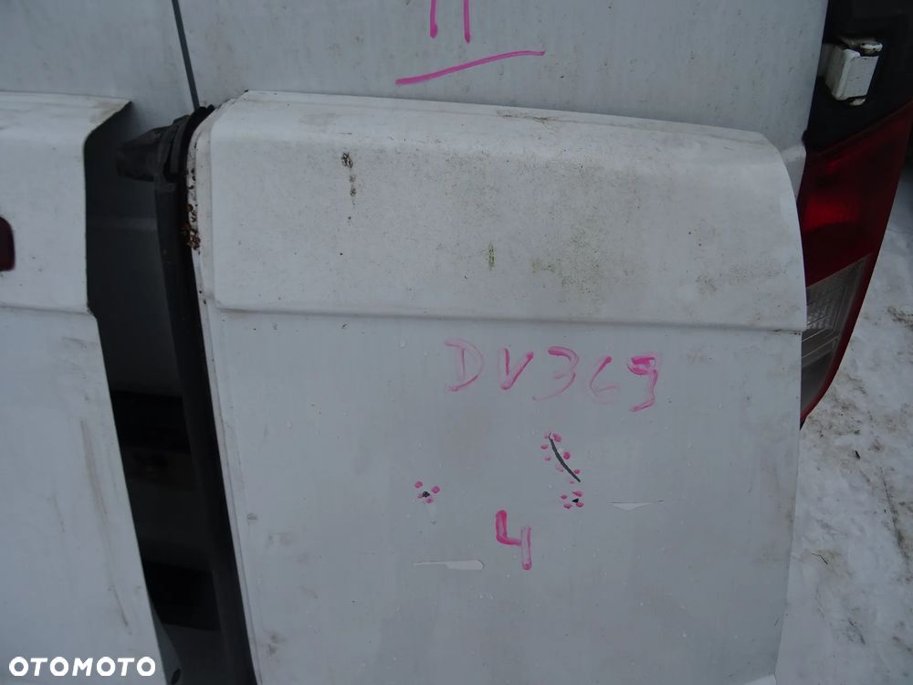 WYPRZEDAZ DACIA DOKKER LEWY BLOTNIK BIALY DV369 nr 12 MALA SKAZA ROZNE INNE CZESCI - 15