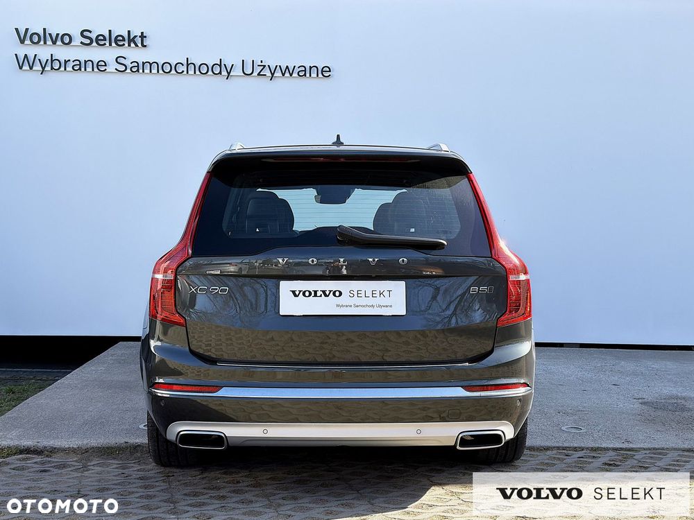 Volvo XC 90 - 8
