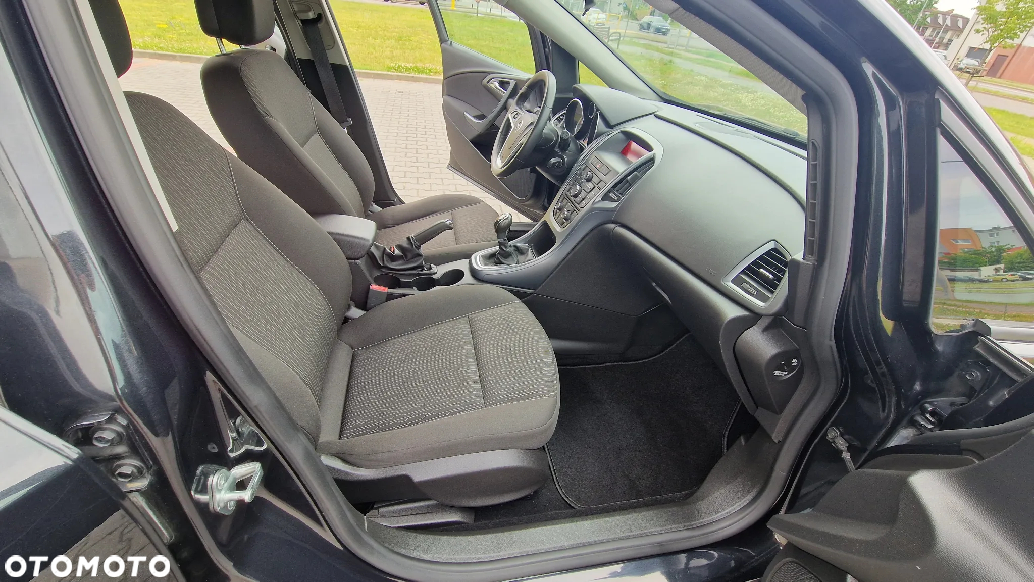 Opel Astra 1.7 CDTI DPF Color Edition - 12