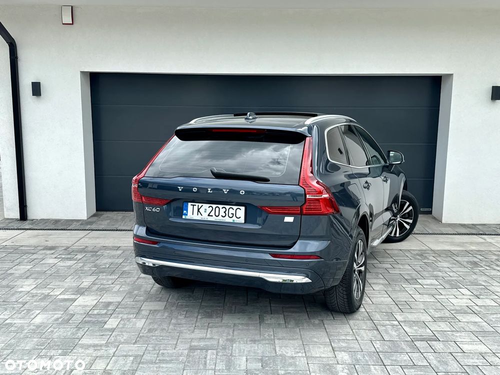 Volvo XC 60 T6 Plug-In Hybrid AWD Inscription - 12