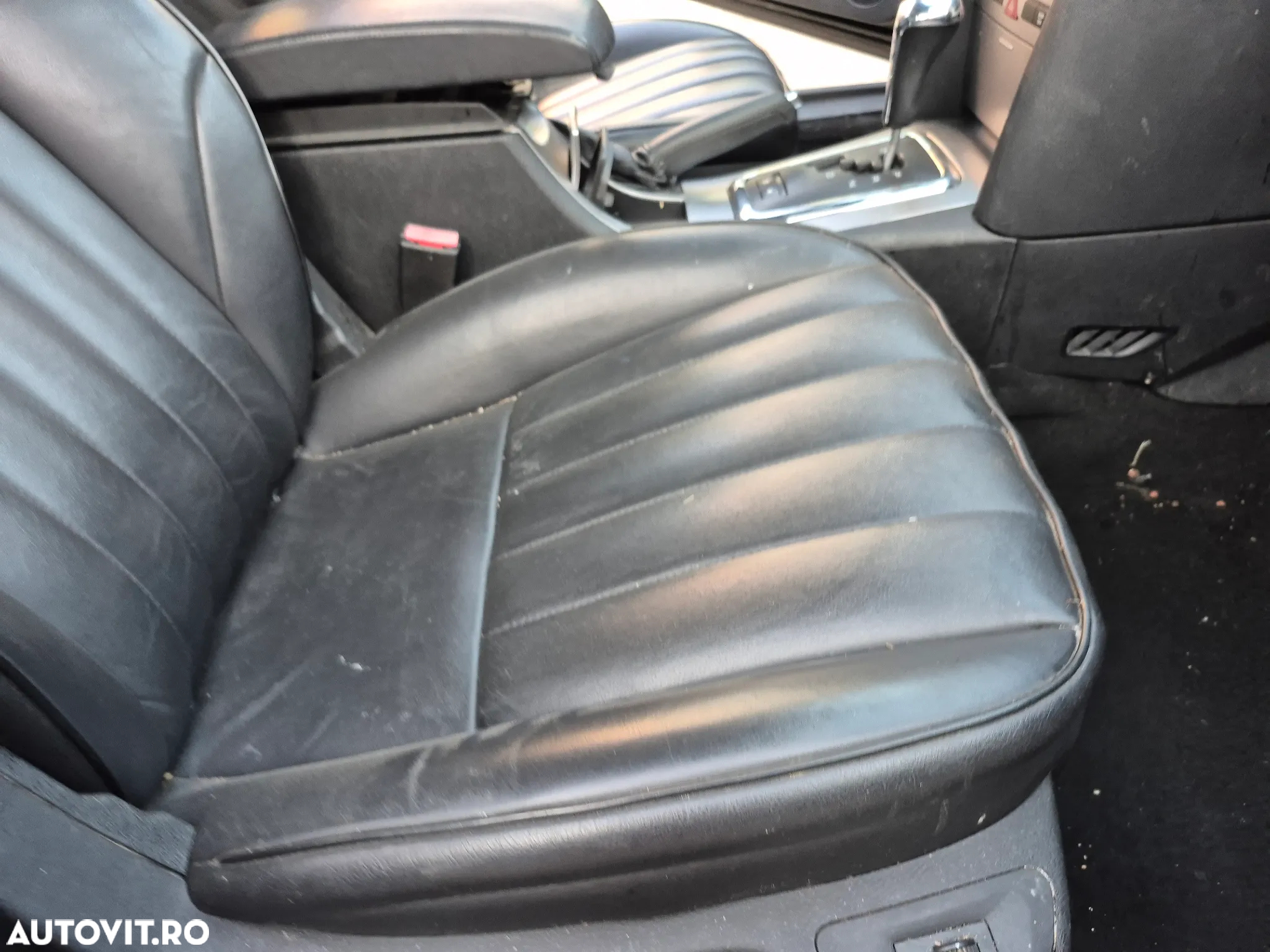 Peugeot 407 SW HDi 135 Automatik Platinum - 16